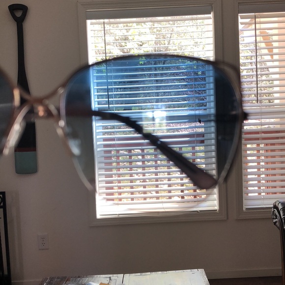 True Religion Blue Mirrored Sunglasses - Picture 4 of 5